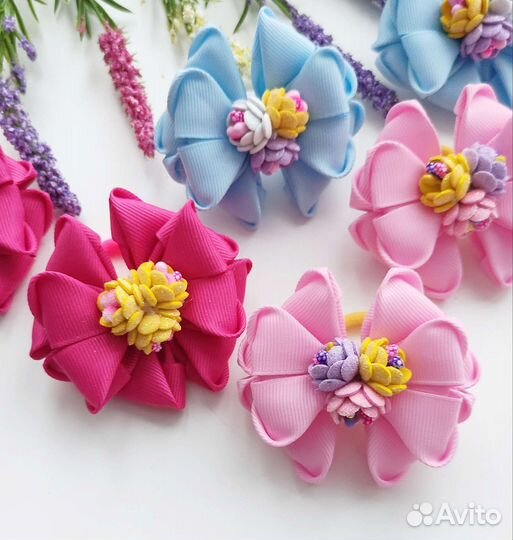 Бант на праздник. Украшение для волос