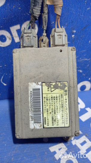 Блок ксенона Nissan Primera P11 седан SR20DE 1998