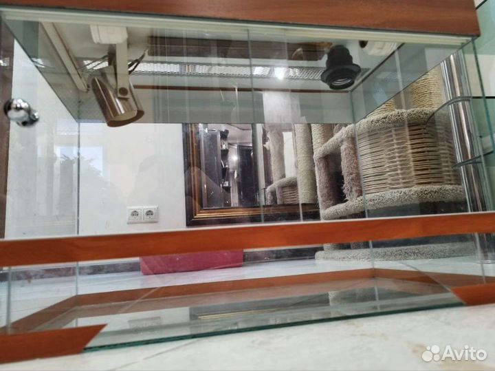 Террариум для рептилий, амфибий и ракообразных