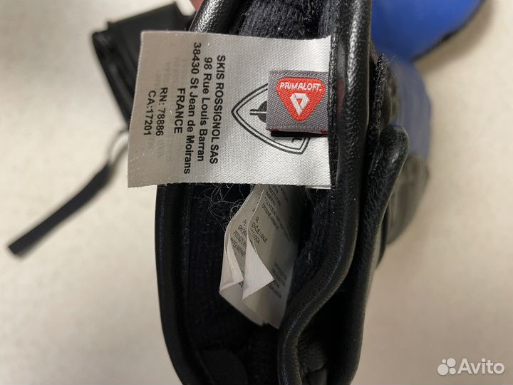 Бомбические женские варежки Rossignol