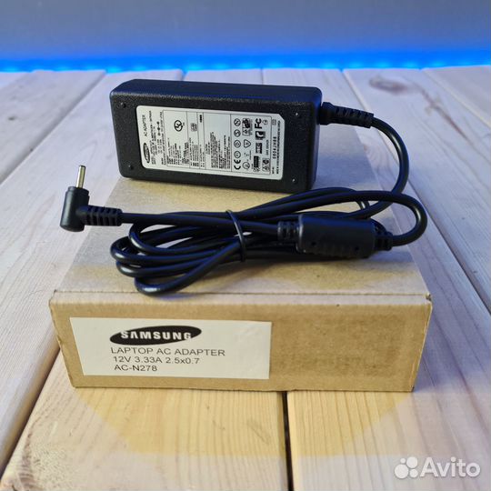 Блок питания ноутбука Samsung 2.5x0.7 12V 3.33A