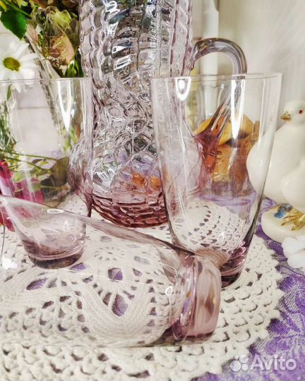 Графин и стаканы