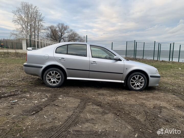 Skoda Octavia 1.6 МТ, 2008, 349 000 км