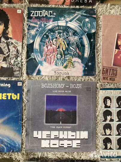 Виниловые пластинки (60+ штук)