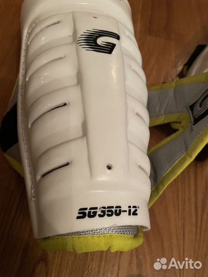 Щитки хоккейные защита голени