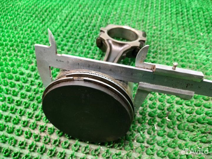 Поршень с шатуном Nissan Primera P11 SR20DE 1998