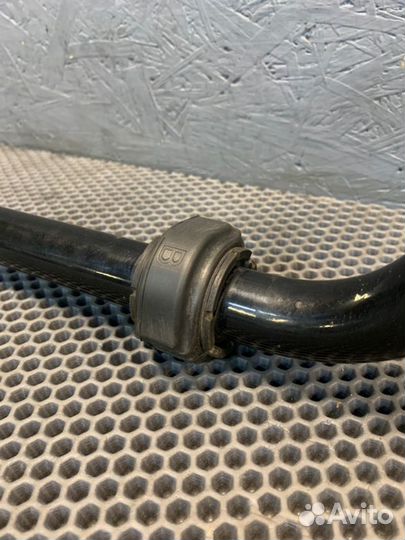 Стабилизатор поперечной устойчивости передний Audi