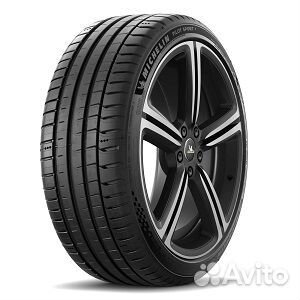 Michelin Pilot Sport 5 245/45 R19