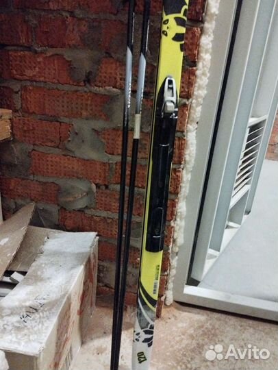 Лыжи и ботинки