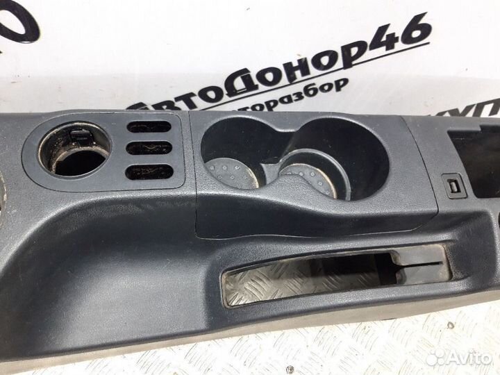 Центральный тоннель (Консоль) Nissan Qashqai I (2006—2010)