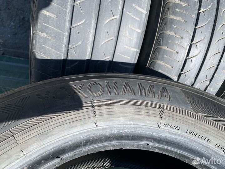 Yokohama BluEarth AE01 215/60 R16 99H