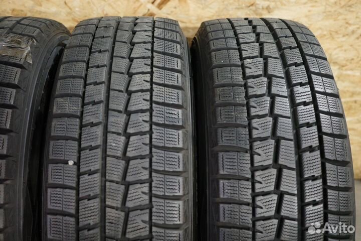 Dunlop Winter Maxx WM01 215/65 R16 98Q