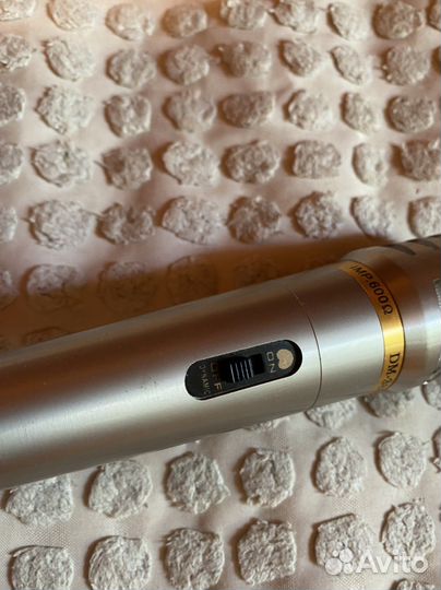 Микрофон для караоке BBK