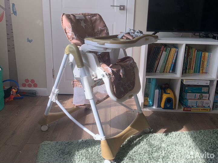 Стульчик для кормления pituso