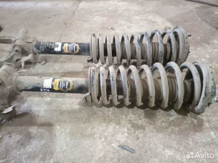 Стойки передние амортизатор Alfa Romeo 156