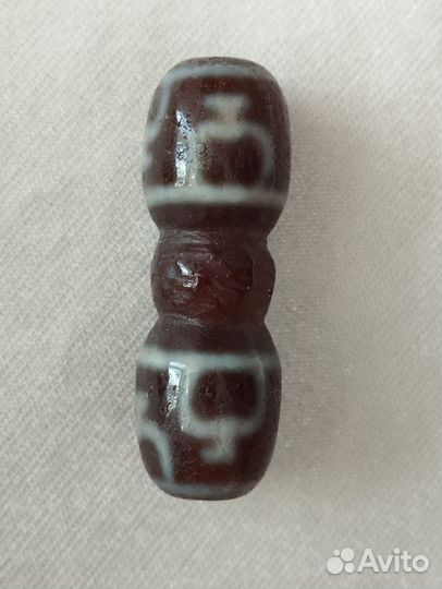 Редкая резная дзи -нектарный сосуд (8 глаз)