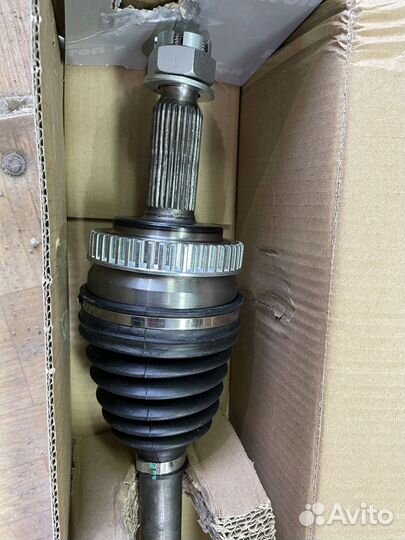 Продам правый привод Tucson