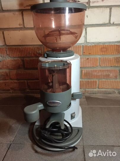 Кофемолка электрическая