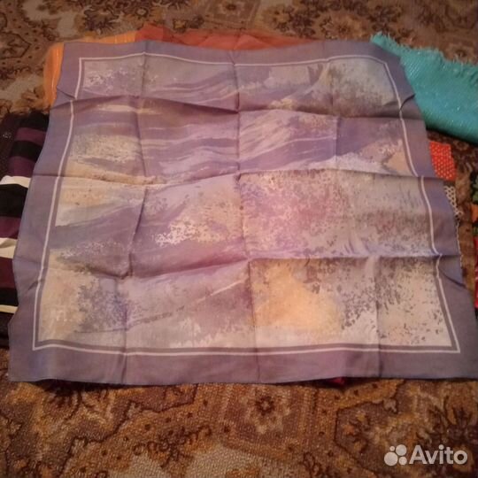 Женский шелковый платок новый