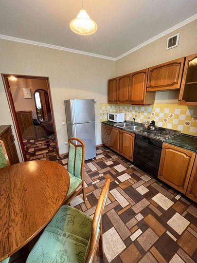 2-к. квартира, 65 м², 5/10 эт.