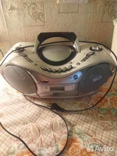 Музыкальный центр/ магнитола dewoo