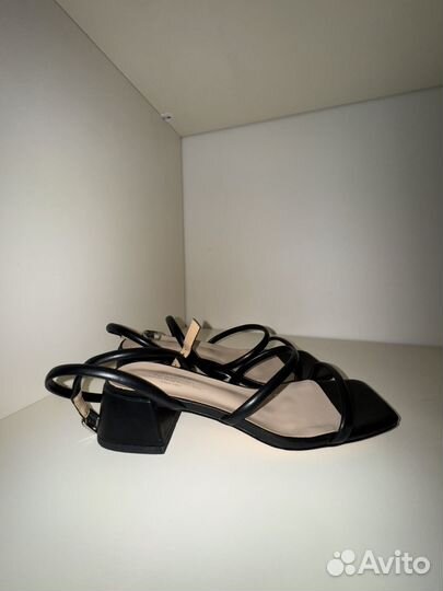 Босоножки женские 38 размер черные