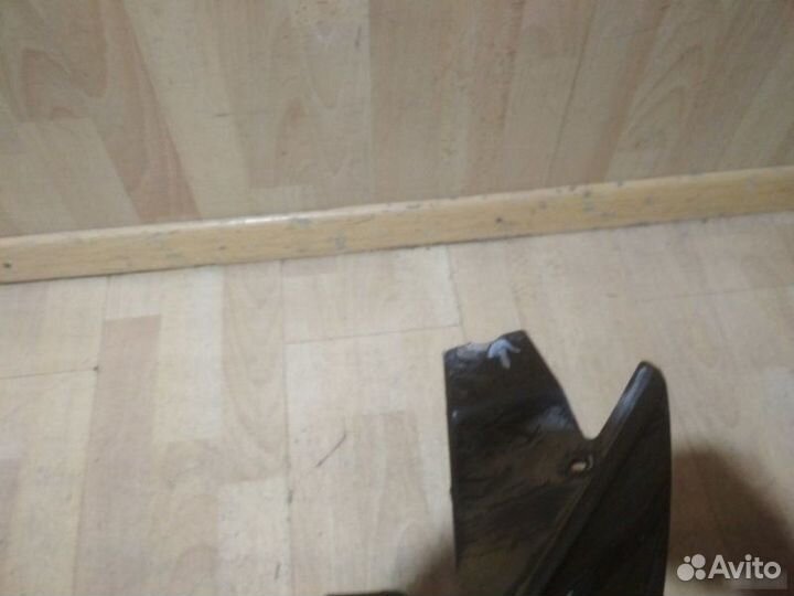 Бампер передний Lexus Es 250