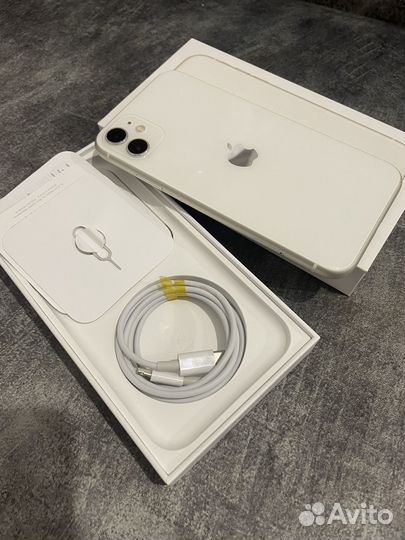 iPhone 11, 64 ГБ