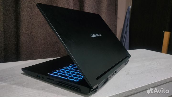 Игровой ноутбук gigabyte g5