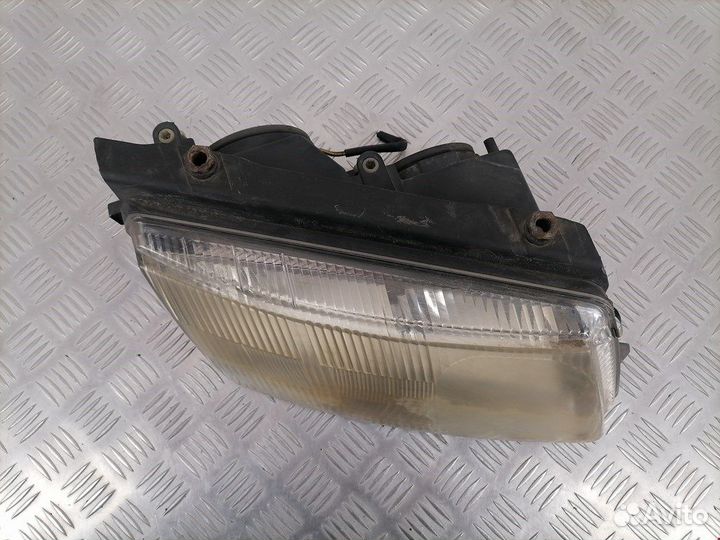 Фара передняя для Volkswagen Passat 5 3B0941018J