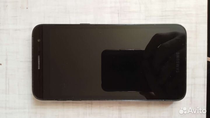 Телефон Samsung Galaxy J2 Core
