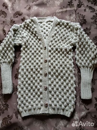 Продается вязаная кофта
