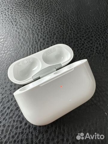 Кейс для AirPods Pro 1 поколения оригинал