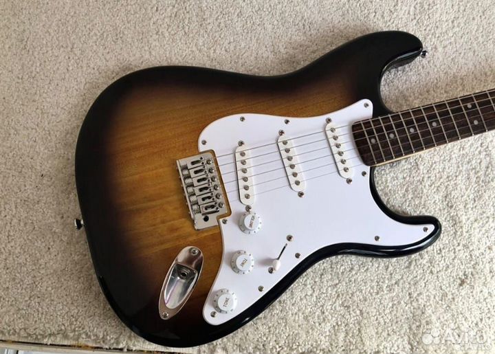 Fender Squier Bullet Stratocaster + комбик