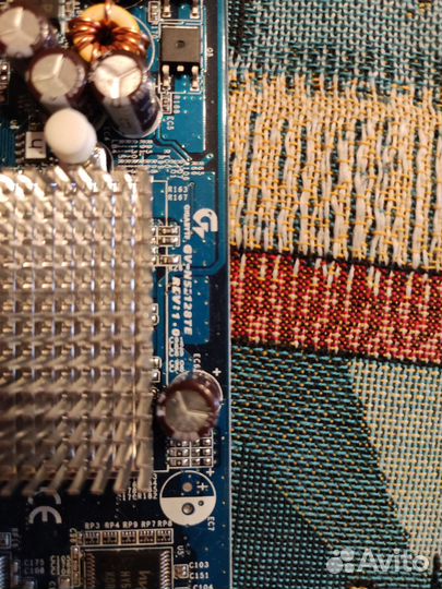 Видеокарта GV-N52128TE