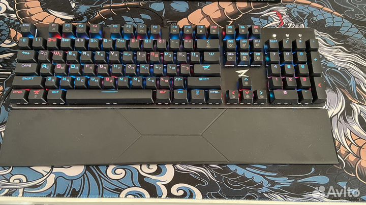 Игровая механическая клавиатура