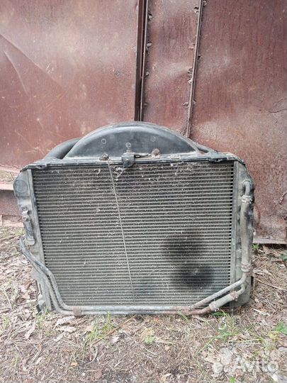 Продам радиатор охлаждения
