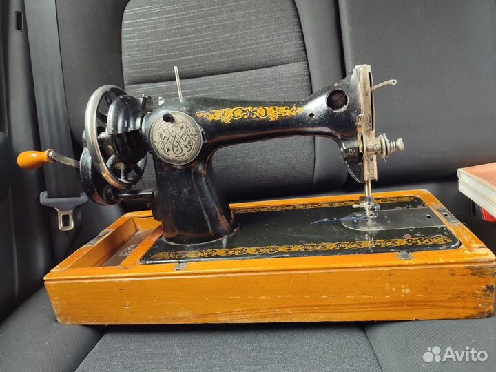 Швейная машинка