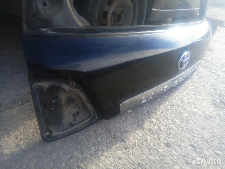 Крышка багажника Toyota Land Cruiser 200 07-11