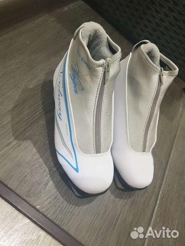 Лыжные ботинки детские для девочки