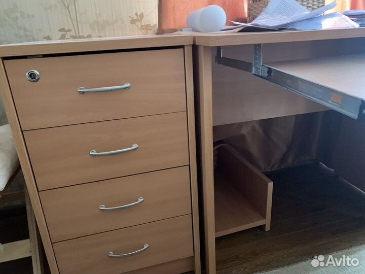 Компьютерный стол бу хорошее состояние