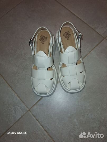 Босоножки женские 34 размер