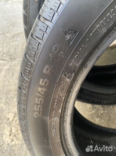 Continental ContiWinterContact TS 830 P 255/45 R19 100V