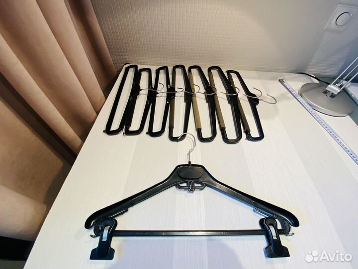 Вешалки плечики
