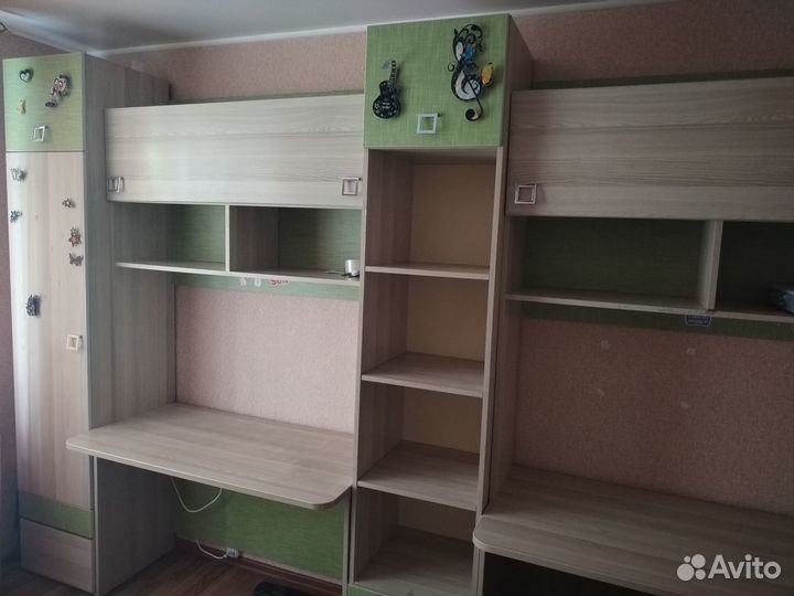 Детский мебельный гарнитур