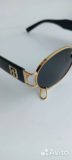 Солнцезащитные очки Gentle Monster