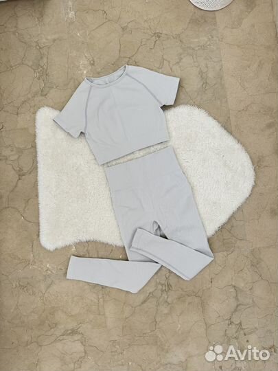 Костюм для йоги фитнеса спорта