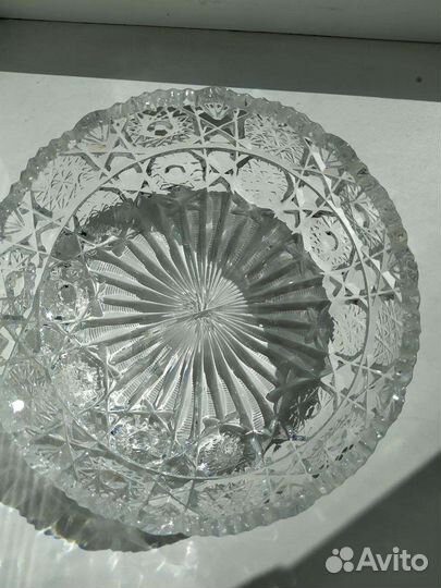 Хрустальная ваза