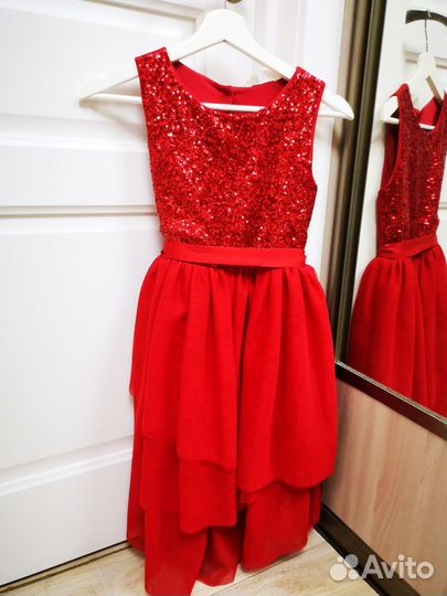 Платье на девочку красное 140 (9-10 лет)