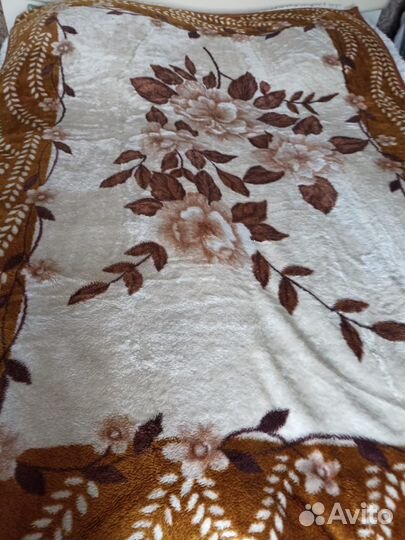 Покрывало на кровать бу